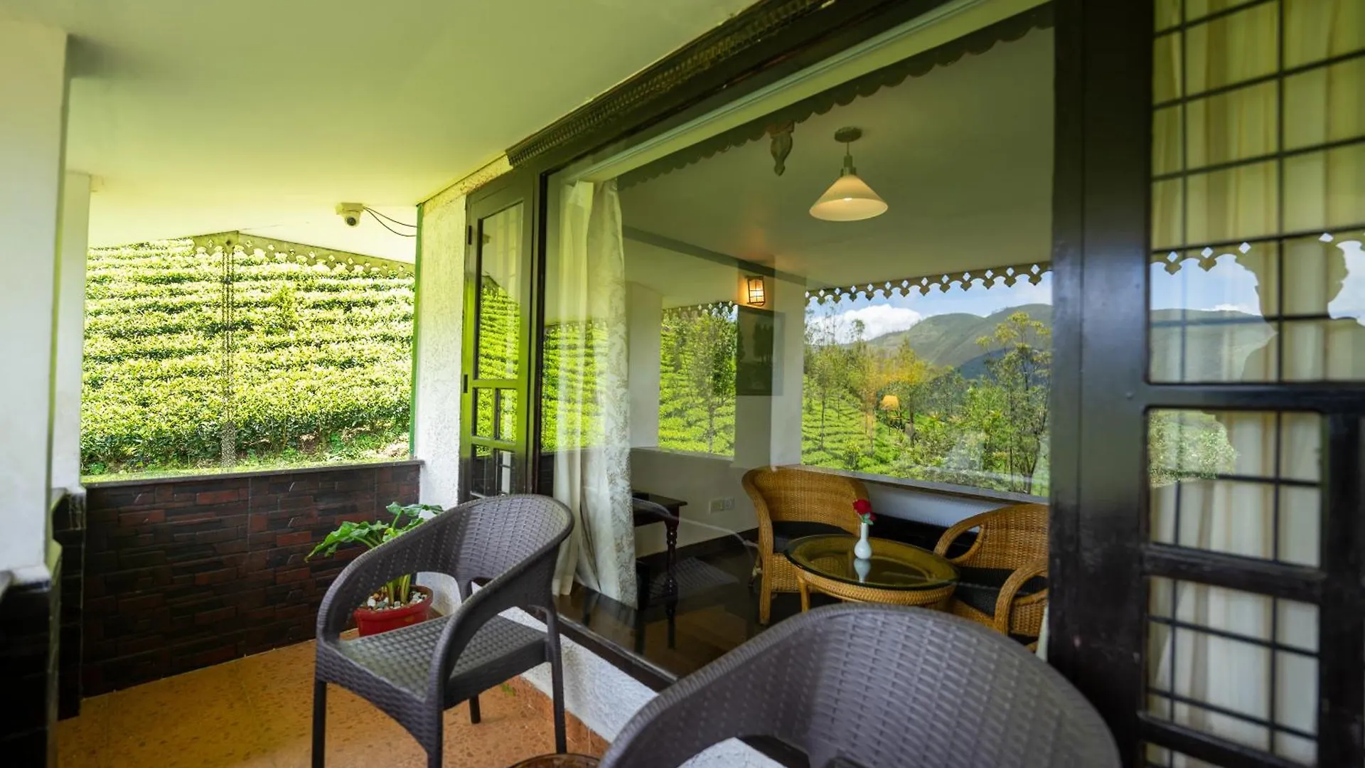 ***  Camelot Resort Munnar Indien
